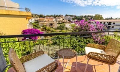 GRIFEU 18 – Apartament a Llançà amb terrassa i vistes