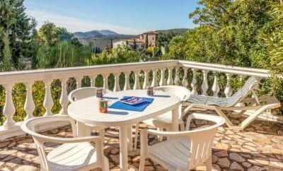 GRIFEU 10 – Apartament amb terrassa a Llançà