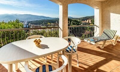 GRIFEU 09 –  Apartament vista panoràmica al mar