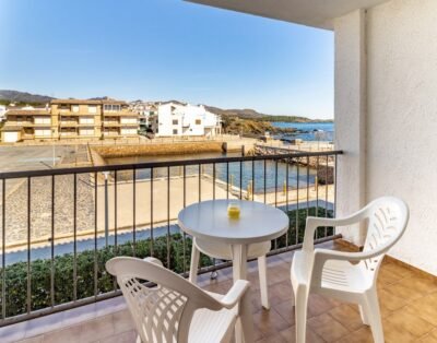 SANT CARLES 26.1 – Apartament amb balcó i vistes a Llançà