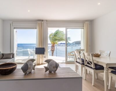 PORT DE LLANÇÀ 29 – Apartament amb vistes al mar a Llançà