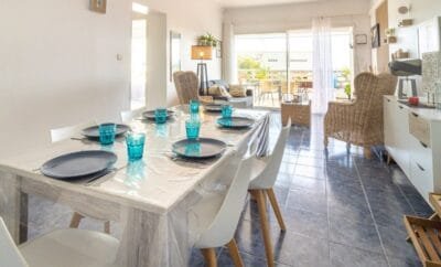 FENER DE BAIX 78.1- Bonic apartament amb terrassa a Llançà