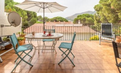 CARBONERAS 59 – Bonic apartament amb terrassa a Llançà